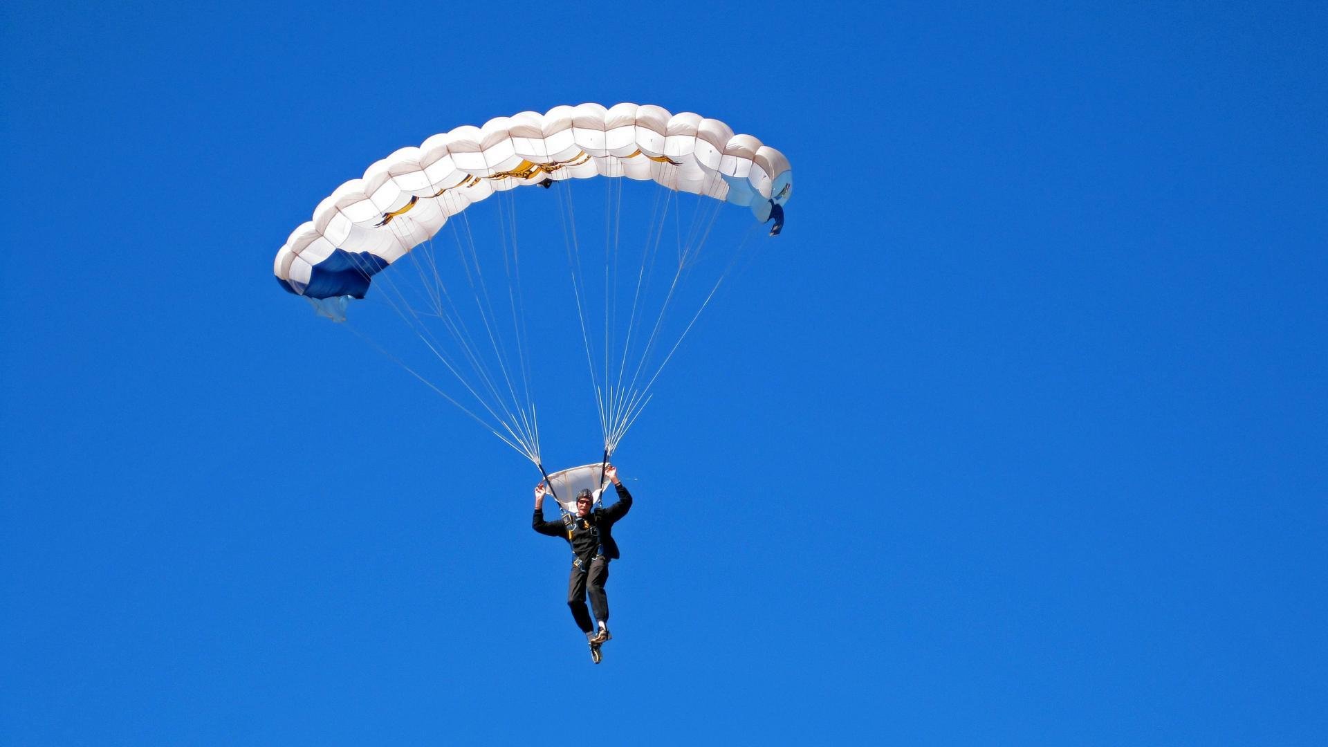 高尔带领袋鼠队继续在橄榄球冠军锦标赛上迎接挑战